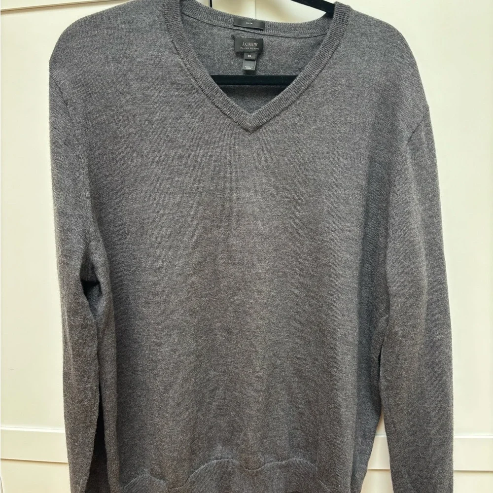 J. Crew Charcoal V-Neck Sweater Size XL Preppy Collegiate